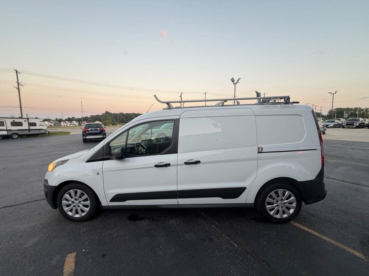 Used 2017 Ford Transit Connect XL FWD image 6