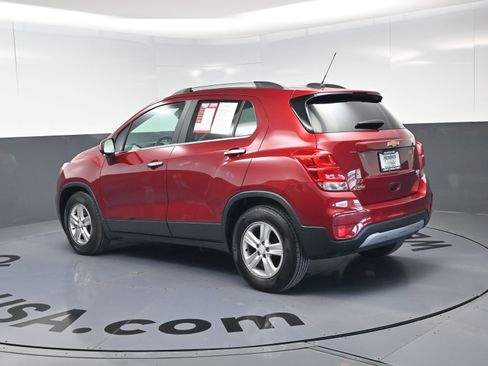 Used 2020 Chevrolet Trax LT w/ Driver Confidence Package image 7