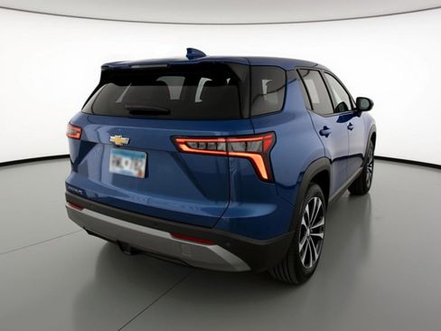 Used 2025 Chevrolet Equinox LT image 9