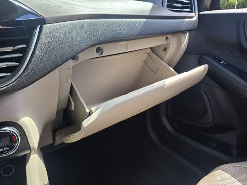 Used 2020 Ford Escape Titanium AWD/4WD image 27