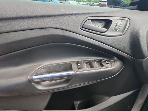 Used 2019 Ford Escape S FWD image 14