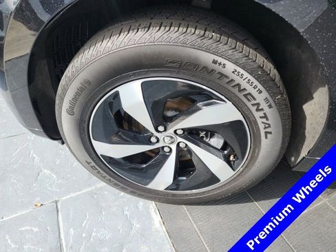 Used 2025 Jaguar F-PACE R-Dynamic S image 6