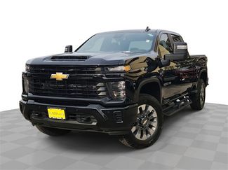Used 2025 Chevrolet Silverado 2500 Custom w/ Custom Value Package video 1