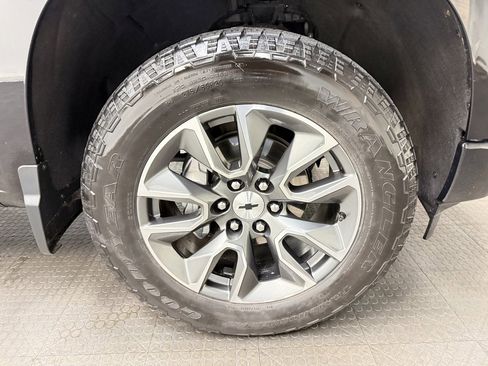 Used 2024 Chevrolet Silverado 1500 RST w/ Z71 Off-Road Package image 13