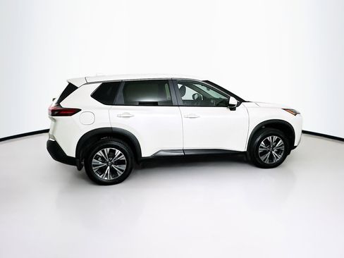 Used 2023 Nissan Rogue SV image 10