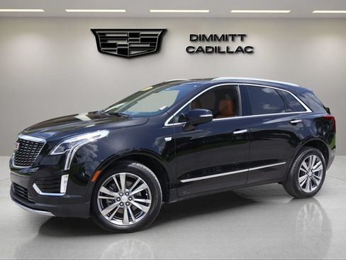 Certified 2025 Cadillac XT5 Premium Luxury FWD image 1