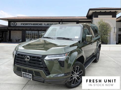 Used 2025 Lexus GX 550 AWD/4WD image 1