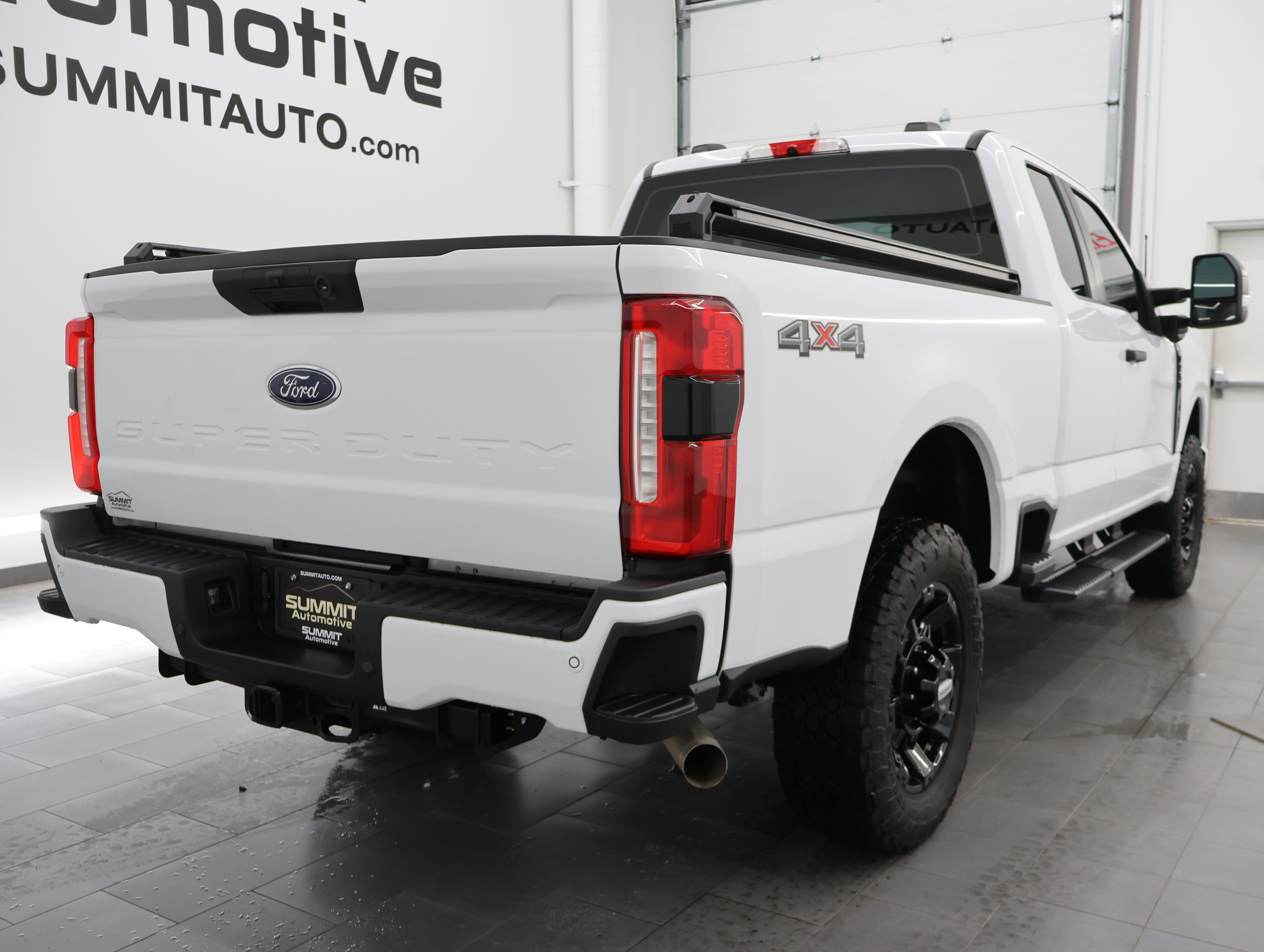 Used 2023 Ford F250 XL w/ STX Appearance Package AWD/4WD image 4