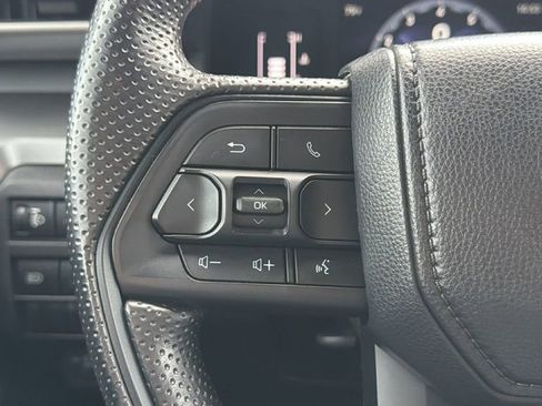 Certified 2024 Toyota Tacoma SR5 AWD/4WD image 25