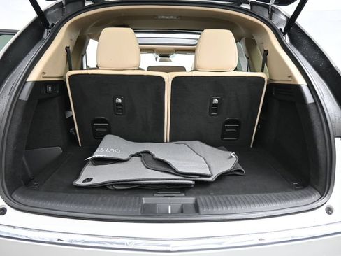 Used 2023 Acura MDX w/ Technology Package FWD image 25