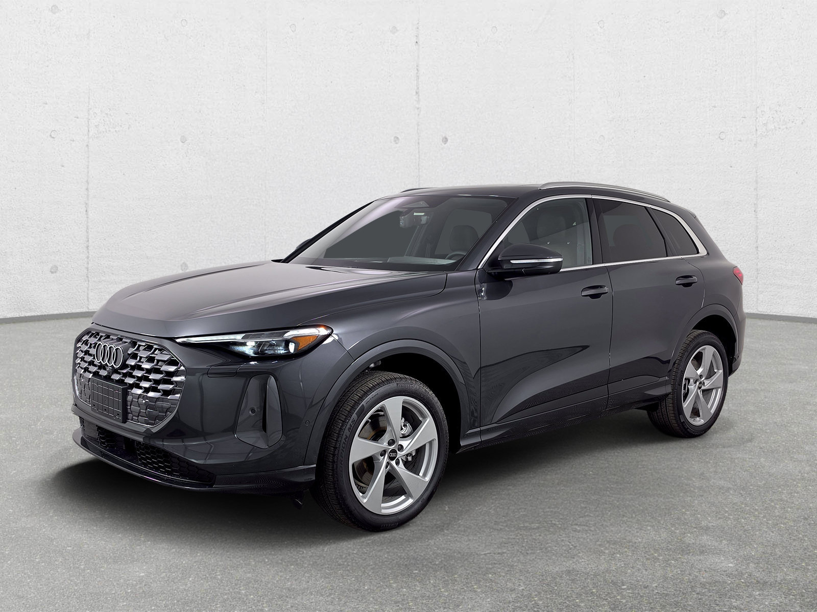 New 2026 Audi Q5 Premium Plus AWD/4WD image 3