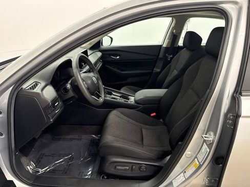 Certified 2024 Honda Accord EX image 15