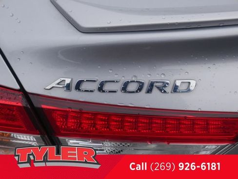 Used 2020 Honda Accord Sport image 13