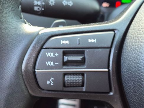 Used 2024 Honda Accord Sport image 12