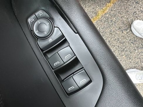 Used 2024 Chevrolet Blazer RS w/ Enhanced Convenience Package FWD image 25