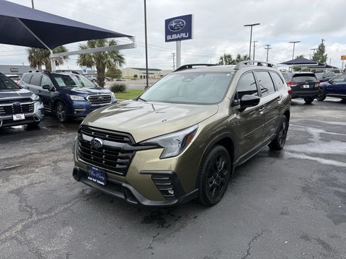 Used 2024 Subaru Ascent Onyx Edition Limited AWD/4WD image 9