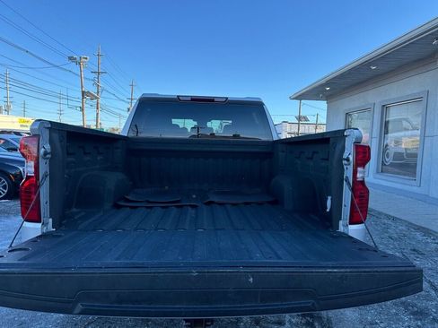 Used 2022 Chevrolet Silverado 1500 LT image 30