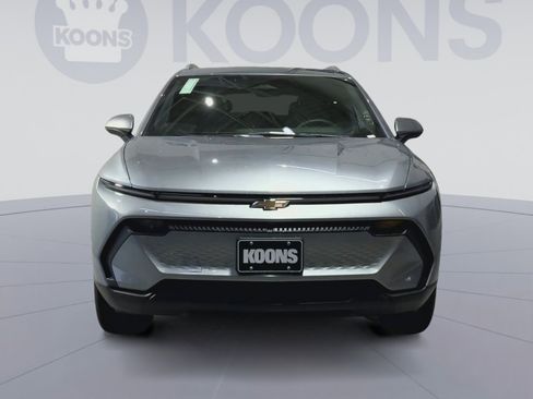 New 2026 Chevrolet Equinox EV LT image 4