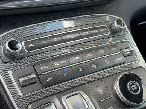 Used 2023 Hyundai Santa Fe SEL FWD image 22