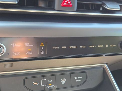 New 2026 Kia Carnival image 31