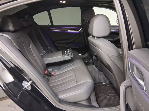 Certified 2022 BMW 540i image 35