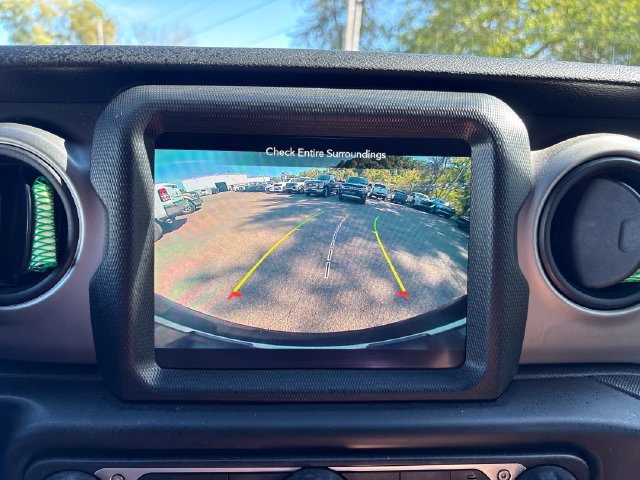 Used 2021 Jeep Wrangler Unlimited Sport AWD/4WD image 15