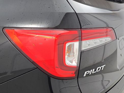 Used 2022 Honda Pilot Touring image 36