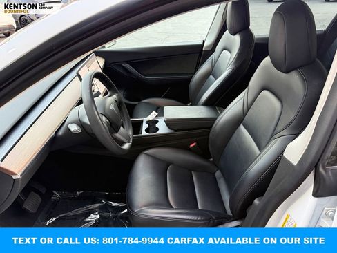 Used 2022 Tesla Model Y Long Range image 23