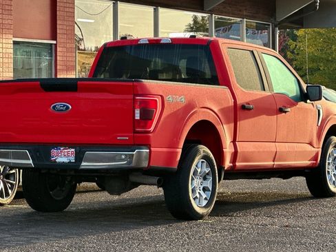 Used 2023 Ford F150 XLT image 3