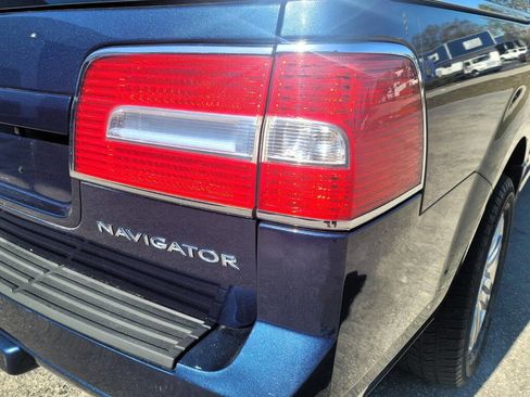 Used 2014 Lincoln Navigator L 2WD image 8