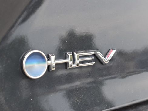 Used 2025 Toyota Camry LE FWD image 6