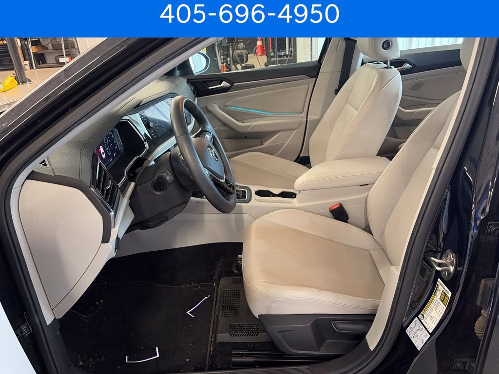 Used 2020 Volkswagen Jetta SEL FWD image 12