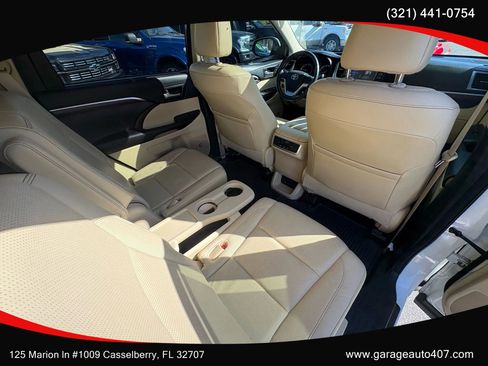 Used 2016 Toyota Highlander Limited image 40