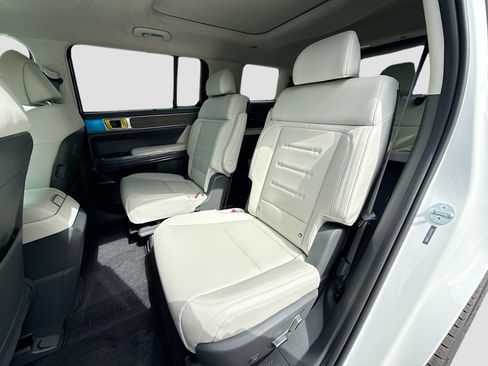 New 2026 Hyundai Santa Fe Calligraphy image 22