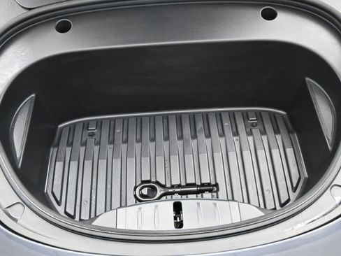 Used 2023 Tesla Model 3 Performance image 44