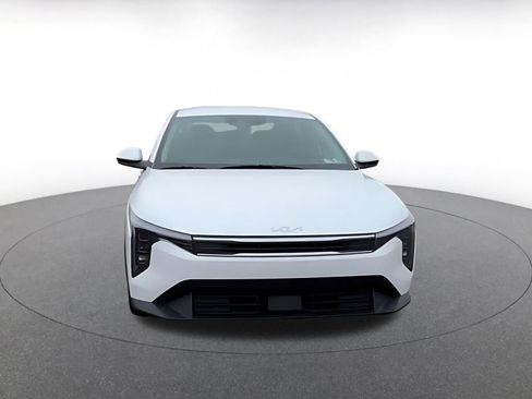Used 2025 Kia K4 LXS image 5