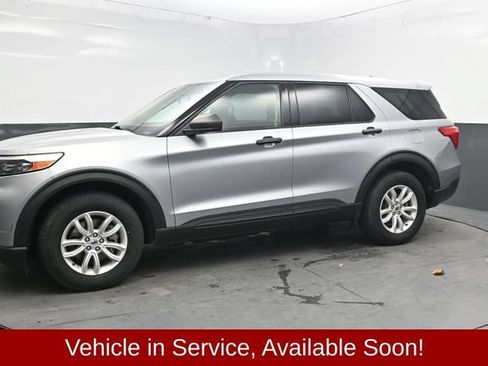 Used 2021 Ford Explorer 4WD image 3