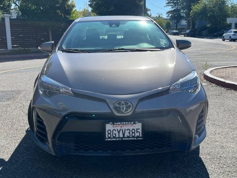 Used 2019 Toyota Corolla SE FWD image 4