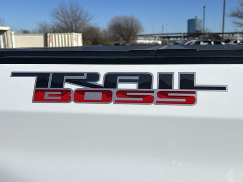 Used 2024 Chevrolet Silverado 1500 LT Trail Boss w/ Convenience Package II image 13