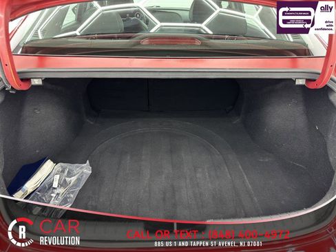 Used 2024 Hyundai Elantra Limited FWD image 7