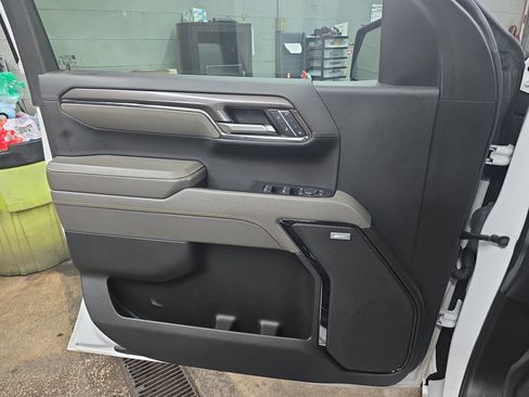 Used 2024 Chevrolet Silverado 1500 ZR2 w/ Technology Package AWD/4WD image 26