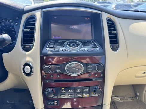 Used 2016 INFINITI QX50 AWD w/ Premium Plus Package image 14