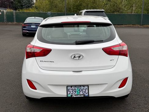 Used 2013 Hyundai Elantra GT FWD image 7