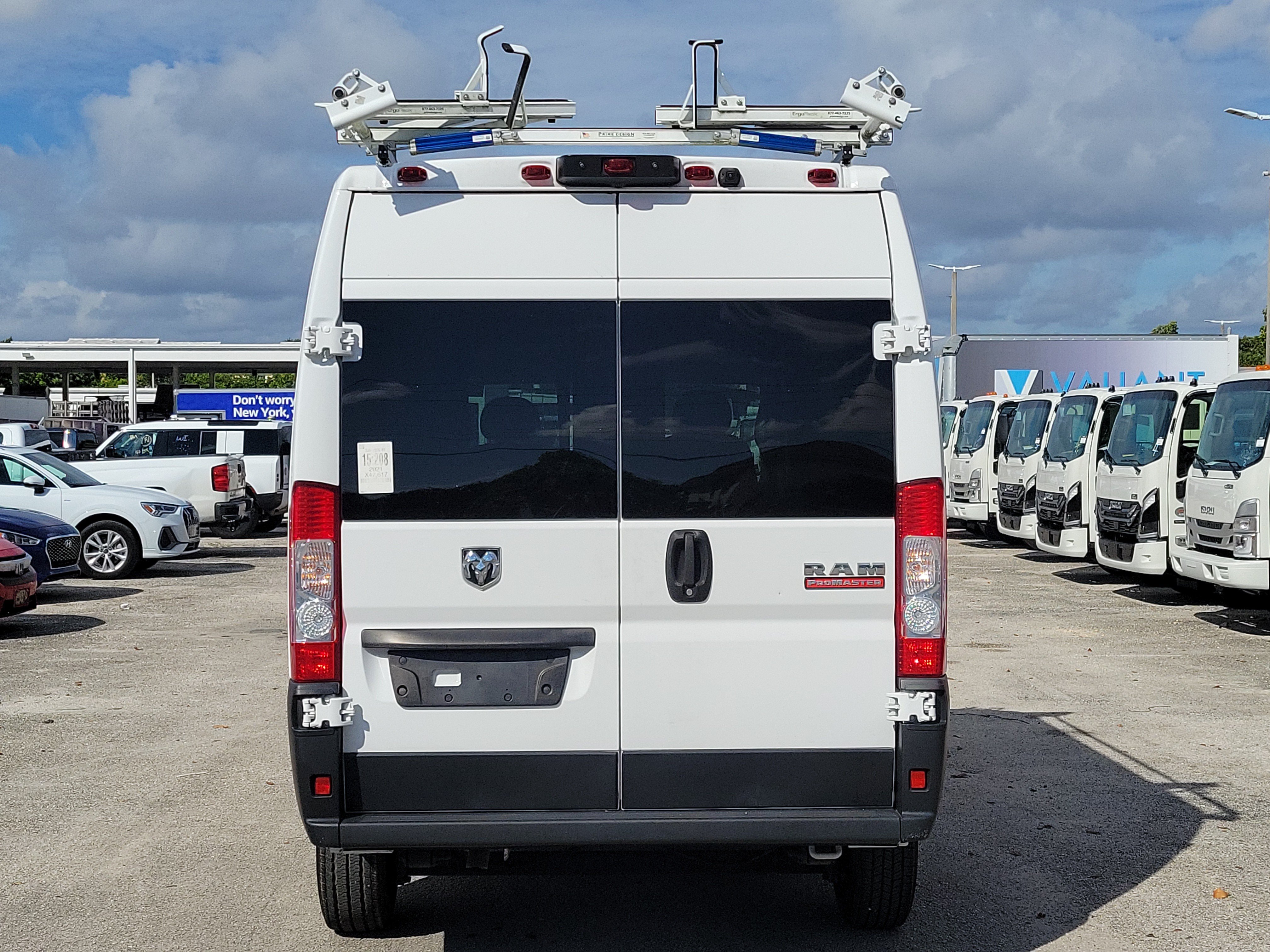 Used 2021 RAM ProMaster 1500 FWD image 4