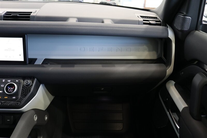Used 2023 Land Rover Defender 110 S AWD/4WD image 71