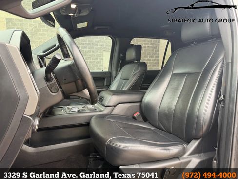 Used 2019 Ford Expedition XLT w/ Equipment Group 202A image 12