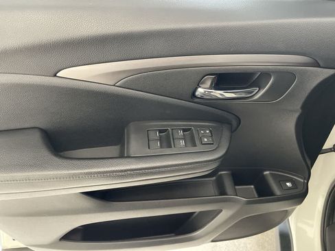 Used 2017 Honda Pilot EX image 13