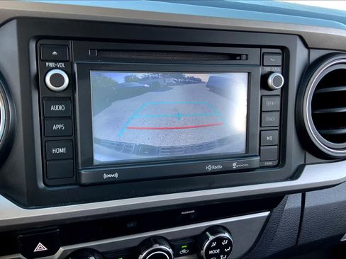 Used 2017 Toyota Tacoma SR5 w/ Tow Package RWD image 26