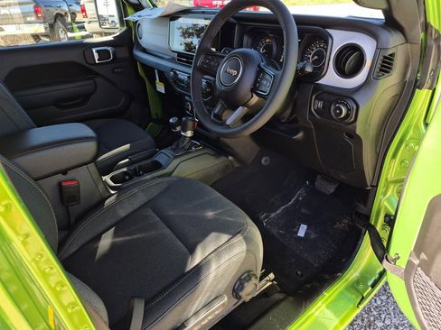 New 2026 Jeep Wrangler Unlimited Sport w/ Convenience Group image 8