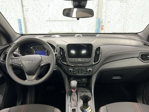 Used 2023 Chevrolet Equinox RS AWD/4WD image 10